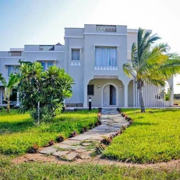 White Villa - Paparemo Beach Watamu Dış mekan fotoğraf