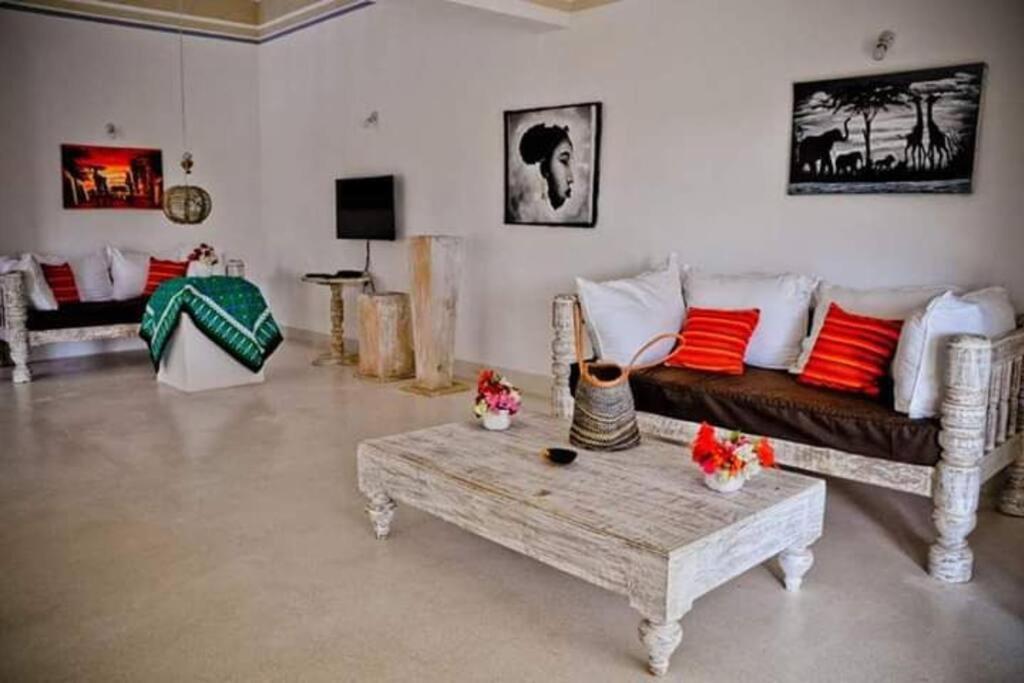 White Villa - Paparemo Beach Watamu Dış mekan fotoğraf