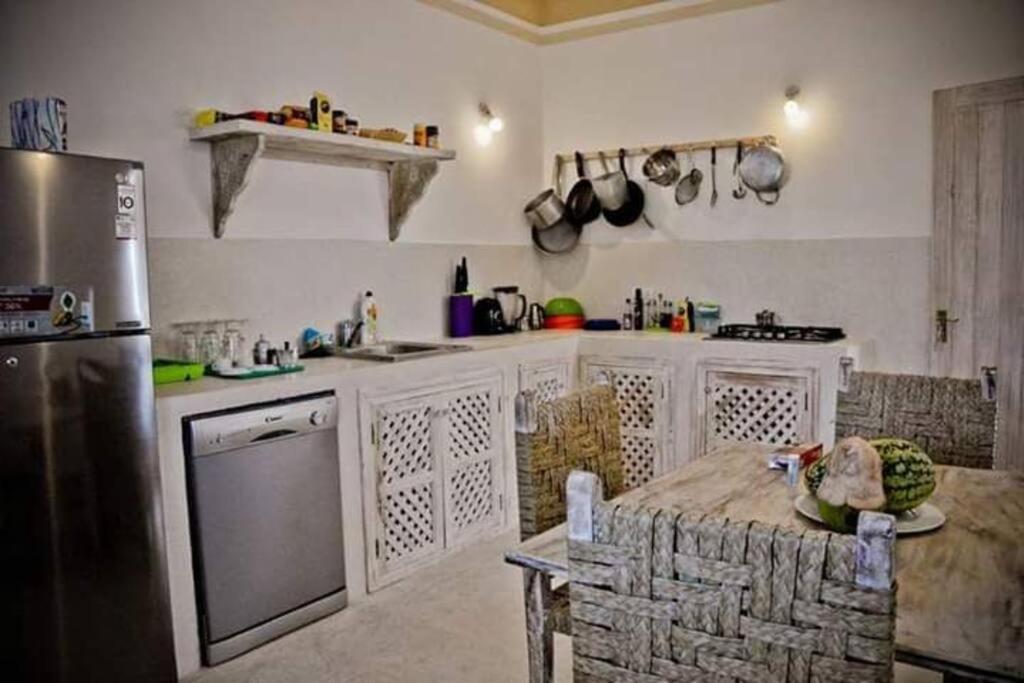 White Villa - Paparemo Beach Watamu Dış mekan fotoğraf