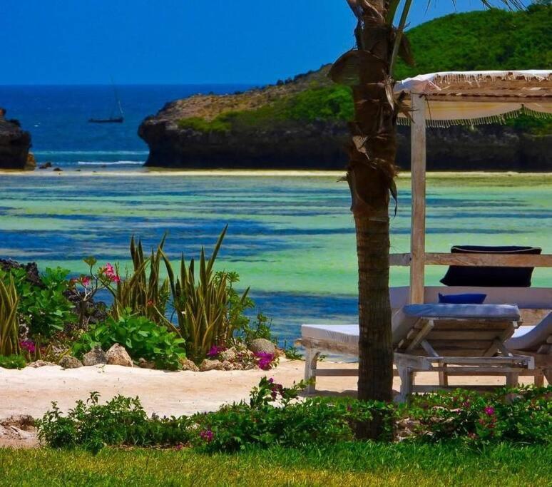 White Villa - Paparemo Beach Watamu Dış mekan fotoğraf